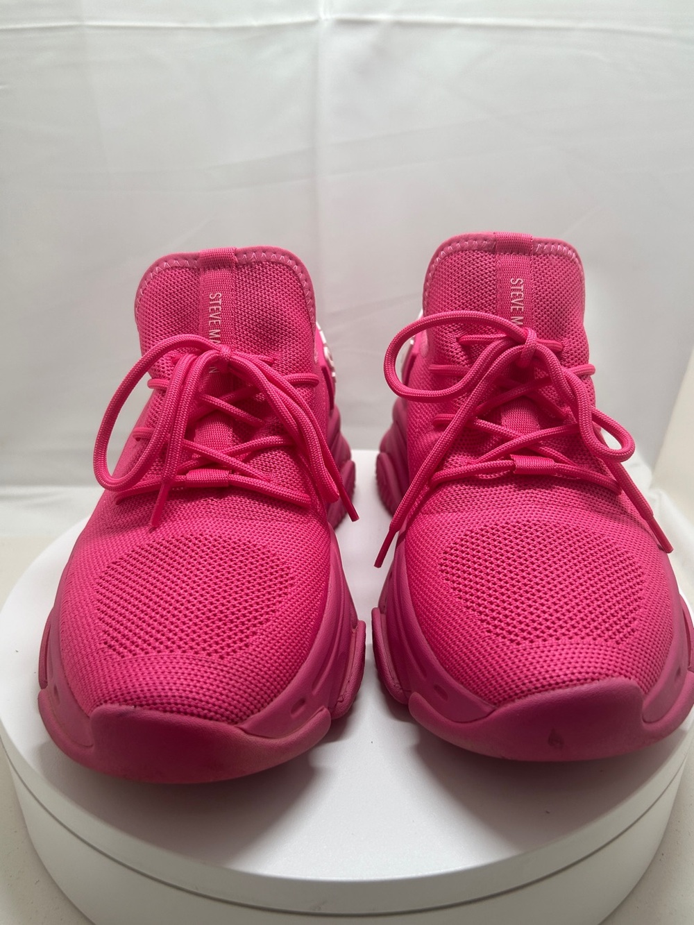 Steve Madden, Pink Pilot Athletic Shoes, size 9, Lace Up